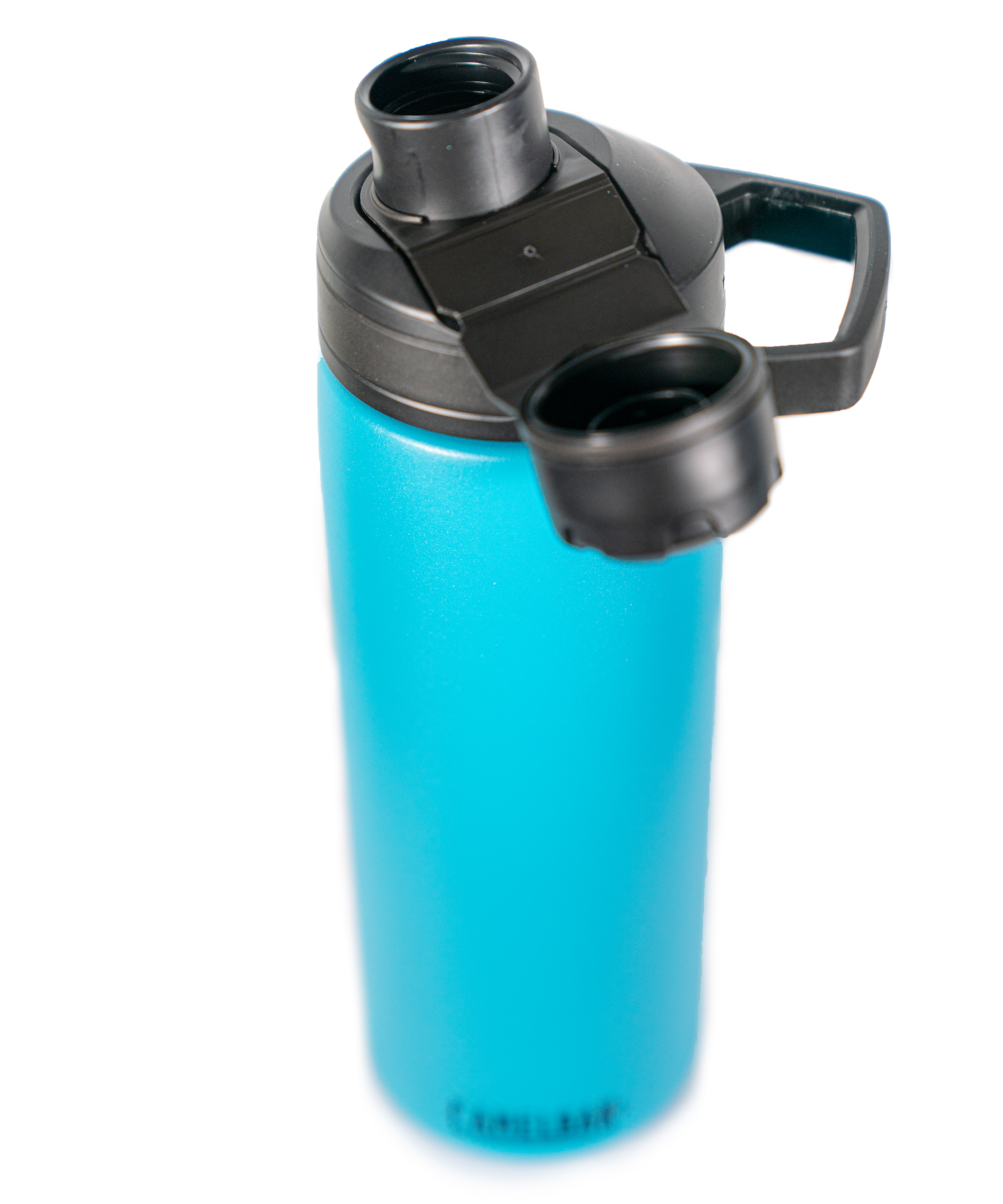 https://cdn.files.mytpi.com/products/233a_camelback2021_20oz_blue_angle_prodzoom.jpg